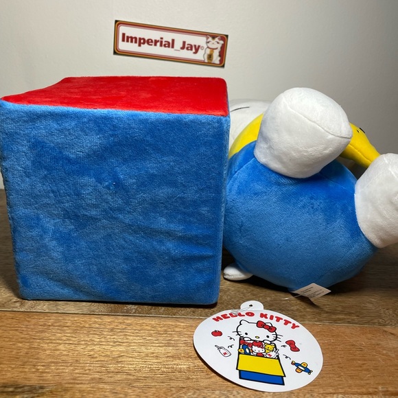 Sanrio Japan Hello Kitty 45th Anniversary Plush - Picture 4 of 9